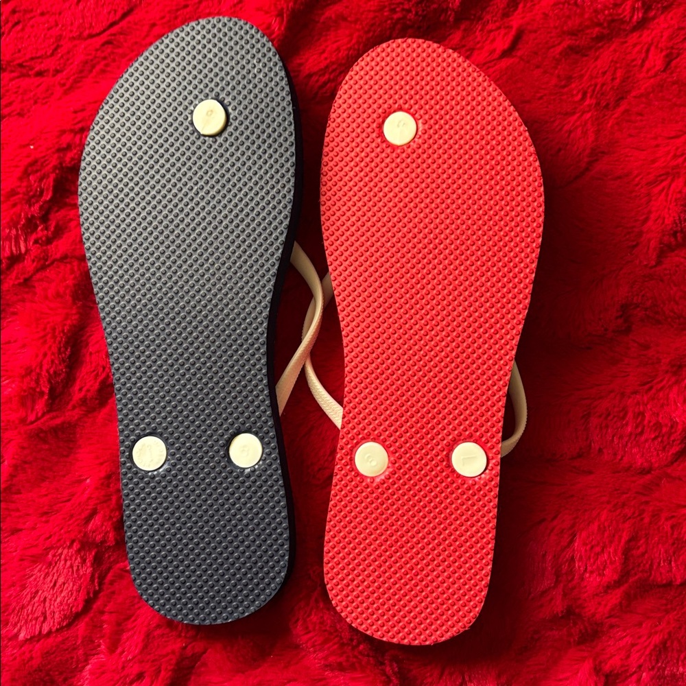 Old Navy Striped and Starry Flip Flops - Picture 2 of 3